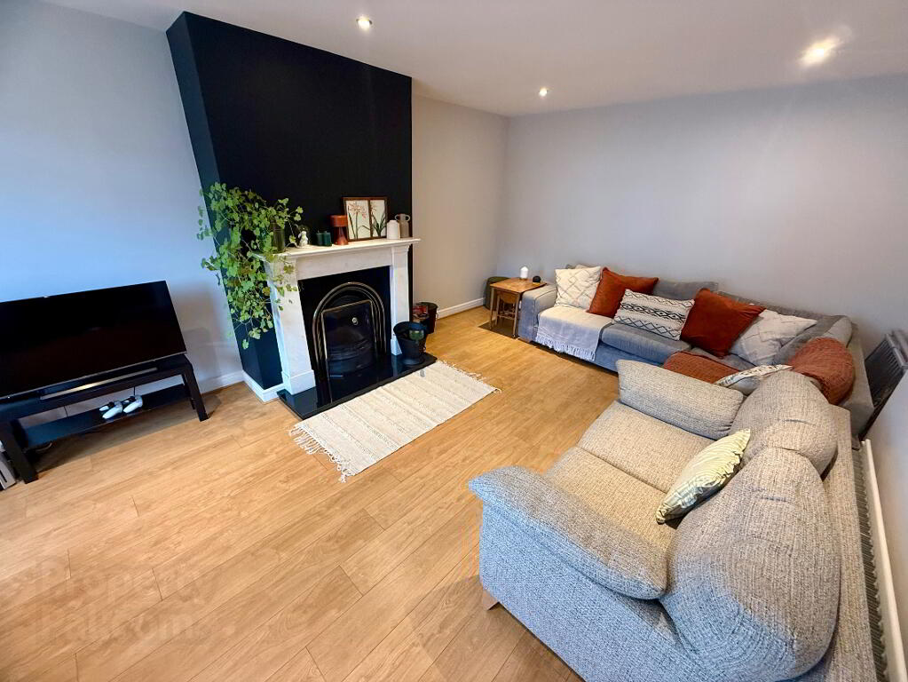 Photo 2 of 2 Woodland Mews, Waterside, L’derry