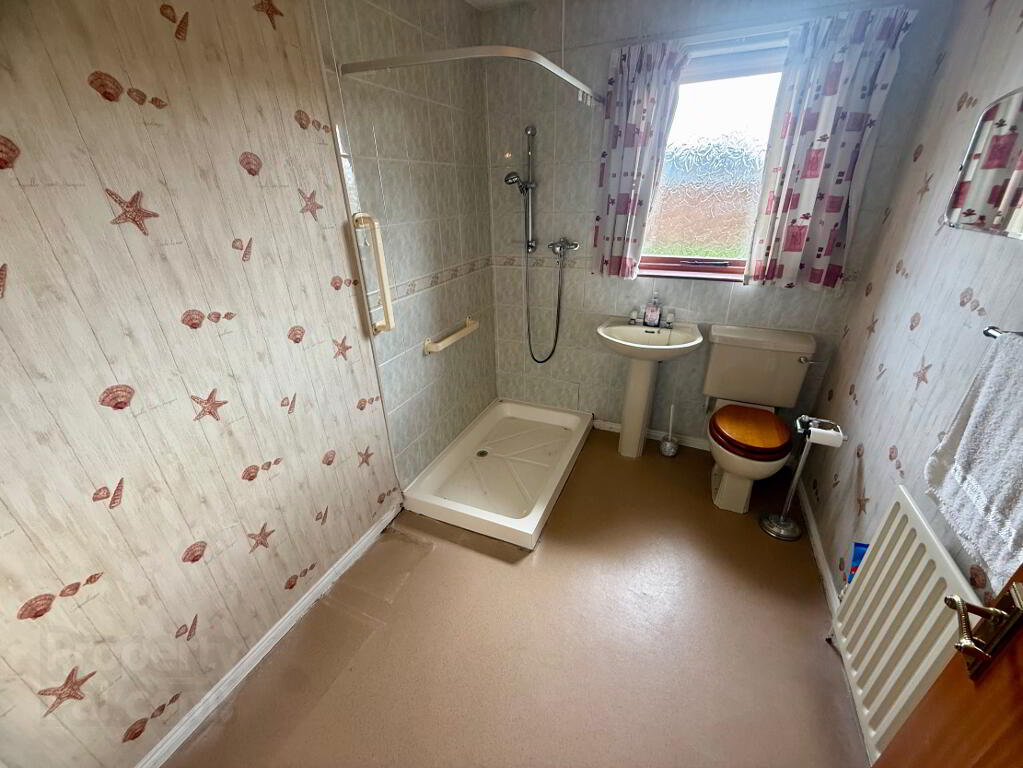 Photo 9 of 170 Abbeydale, Waterside, L’derry