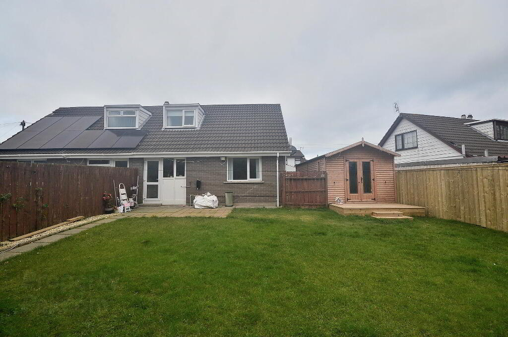 Photo 13 of 16 Meadowvale Crescent, Bangor