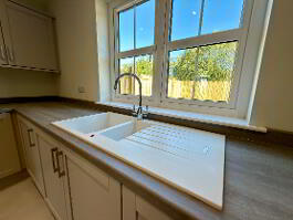 Photo 19 of Linen Grove, L'Derry