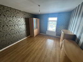 Photograph 1, 58 Dunavon Park