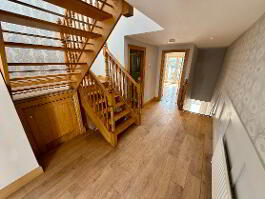 Photo 3 of 2a Maureen Avenue, City Centre, L'Derry