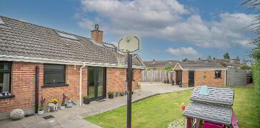 Photograph 1, 7 Carwood Parade
