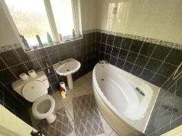 Photo 14 of 11 Claremount Drive, Coalisland