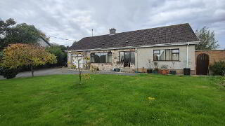 Photograph 1, 8 Greencastle Road