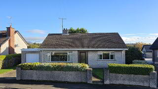 Photograph 1, 10 Kilmorey Crescent