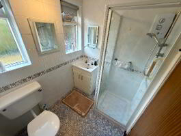 Photo 9 of 4 Rossdowney Drive, Lisnagelvin, L'Derry