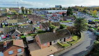 Photo 11 of 4 Rossdowney Drive, Lisnagelvin, L'Derry