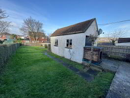 Photo 17 of  14 Alexandra Avenue, Whitehead