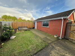 Photo 17 of  42 Lisbane Drive, Newtownabbey