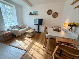 Photo 3 of 3 Clifton Street, Waterside, L'Derry