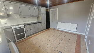 Photo 3 of 22 Hawthorn Hill, Portadown