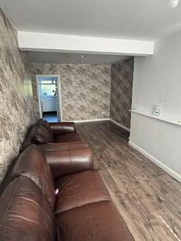 Photo 3 of 15 Albert Avenue , Lurgan