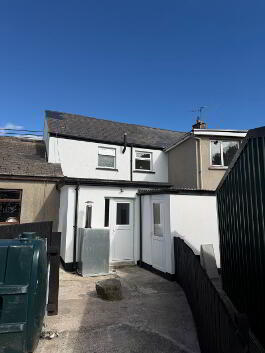 Photo 2 of 22 Dromore Street, Rathfriland , Newry