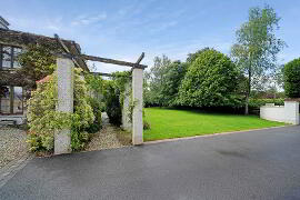 Photo 58 of 8 Ballynahatty Road, Omagh