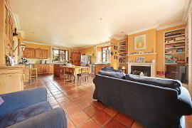 Photo 27 of 8 Ballynahatty Road, Omagh