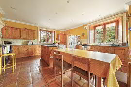 Photo 19 of 8 Ballynahatty Road, Omagh
