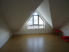 Photo 11 of 25 Henry Street, Enniskillen