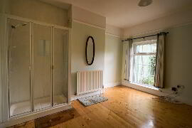 Photo 8 of Centre-Ville Cottage 8 Park Lane, Newcastle