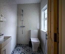 Photo 10 of Centre-Ville Cottage 8 Park Lane, Newcastle