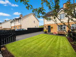 Photo 2 of 49 Glenside, Omagh