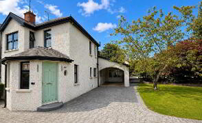 Photograph 1, 9 Clements Villas