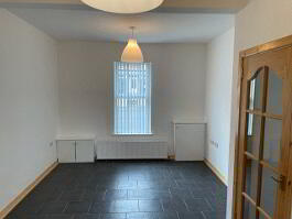 Photo 4 of  29 Albert Road, Carrickfergus