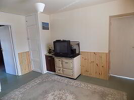 Photograph 1, Tracey's Garage And Shop 53...