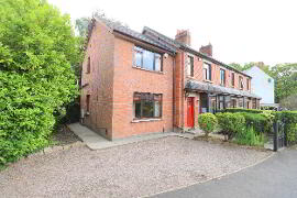 Photograph 1, 7 Marlborough Park, Lisburn...