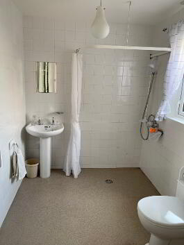 Photograph 1, 4B Templewell