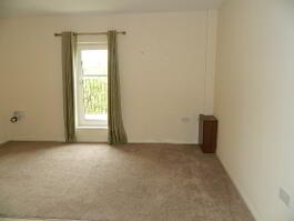 Photograph 1, 19 Gorran Mews