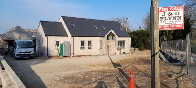 Photo 3 of 'Foley's Lodge', 'The Lodges', Newcastle