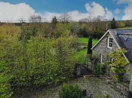 Photograph 1, 18 Letterbin Road, Newtowns...