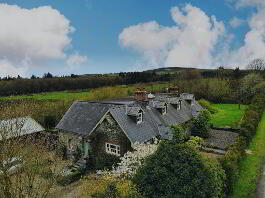 Photograph 1, 18 Letterbin Road, Newtowns...