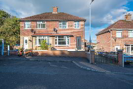 Photo 1 of 5 Lyndhurst Grove, Belfast