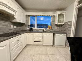 Photo 4 of 25 Drumbane Gardens, Waterside, L’derry