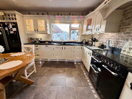 Photo 6 of 22 Cranford Crescent, Lisnagelvin, L’derry